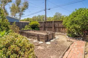 695 N Laurel Ave, Upland, CA 91786 - Photo 34