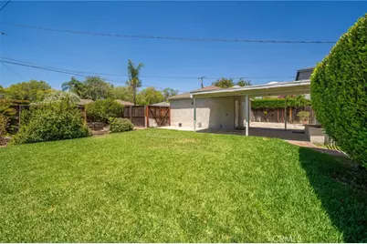 695 N Laurel Avenue, Upland, CA 91786 - Photo 32