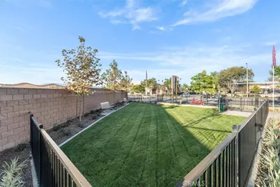 9545 Hannah Way, Riverside, CA 92503 - Photo 18