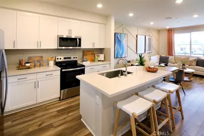 9545 Hannah Way, Riverside, CA 92503 - Photo 2
