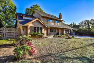 846 W 10th St, Claremont, CA 91711 - Photo 2