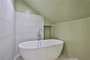 846 W 10th St, Claremont, CA 91711 - Photo 30