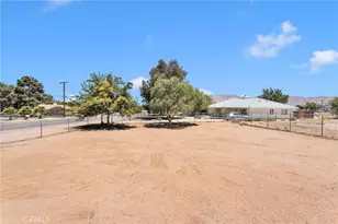 8333 Corona Ave, Hesperia, CA 92345 - Photo 32