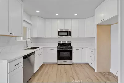 8333 Corona Avenue, Hesperia, CA 92345 - Photo 4