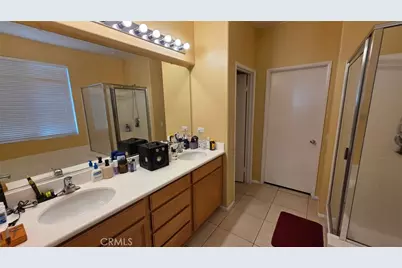 12324 Firefly, Victorville, CA 92392 - Photo 8