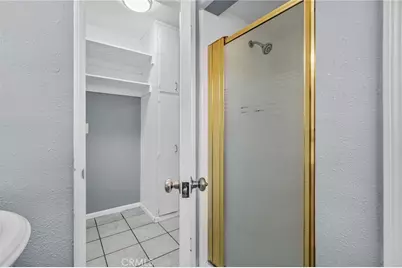 184 E Grant, Rialto, CA 92376 - Photo 20