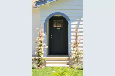 240 S Vinedo Avenue, Pasadena, CA 91107 - Photo 4