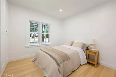 240 S Vinedo Avenue, Pasadena, CA 91107 - Photo 24