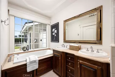 403 S Valley Center Avenue, Glendora, CA 91741 - Photo 16