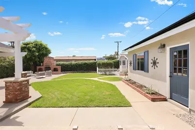 403 S Valley Center Avenue, Glendora, CA 91741 - Photo 34