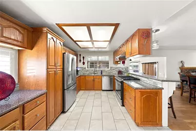 326 E I Street, Ontario, CA 91764 - Photo 12
