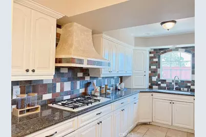 9755 Caldaro Street, Rancho Cucamonga, CA 91737 - Photo 4