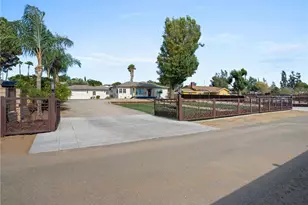 5736 Country Ln, Jurupa Valley, CA 91752 - Photo 44