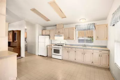 929 E Foothill #106, Upland, CA 91786 - Photo 14