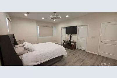 11739 Thorson Avenue, Lynwood, CA 90262 - Photo 8