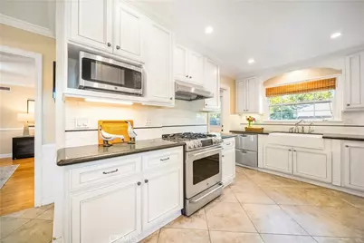 310 Parkrose, Monrovia, CA 91016 - Photo 12