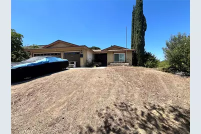 2302 Avenida Del Vista, Corona, CA 92882 - Photo 2