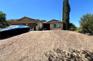 2302 Avenida Del Vista, Corona, CA 92882 - Photo 2