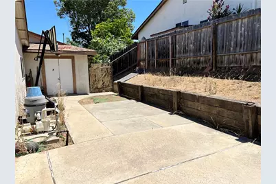 2302 Avenida Del Vista, Corona, CA 92882 - Photo 8