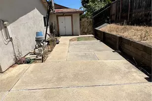 2302 Avenida Del Vista, Corona, CA 92882 - Photo 10