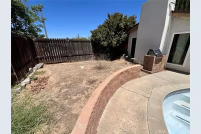 2302 Avenida Del Vista, Corona, CA 92882 - Photo 6
