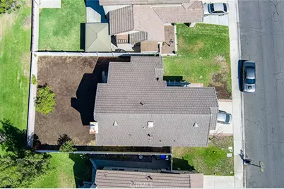 13562 Sutter Court, Fontana, CA 92336 - Photo 2