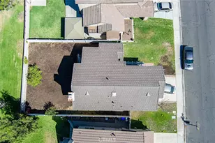 13562 Sutter Ct, Fontana, CA 92336 - Photo 2