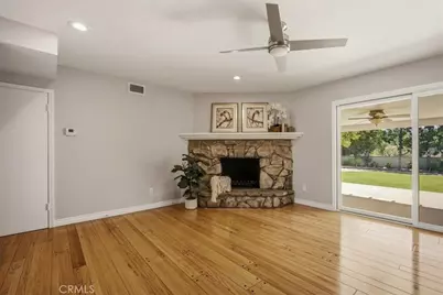 1034 N Soldano, Azusa, CA 91702 - Photo 18
