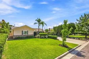 1034 N Soldano, Azusa, CA 91702 - Photo 2