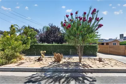 722 Royce St., Altadena, CA 91001 - Photo 2