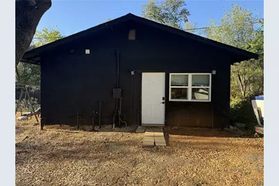 1448 Mistletoe Lane, Redding, CA 96002 - Photo 2