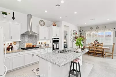 11915 Sagecrest Ct, Corona, CA 92883 - Photo 26