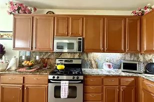 1592 Flora, Beaumont, CA 92223 - Photo 6