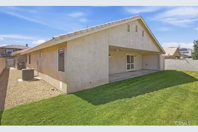 17980 Lakeview, Victorville, CA 92395 - Photo 34