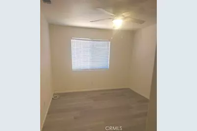 17980 Lakeview, Victorville, CA 92395 - Photo 4