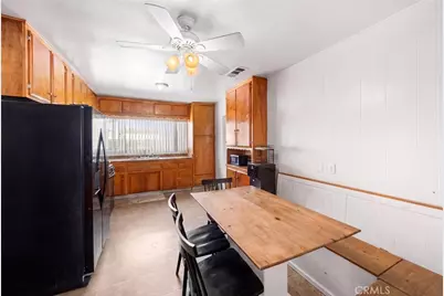 1850 Miramonte, La Verne, CA 91750 - Photo 8