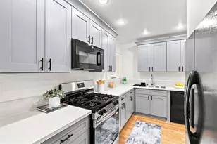 4807 Beck Ave, Valley Village, CA 91601 - Photo 10
