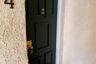 4807 Beck Ave, Valley Village, CA 91601 - Photo 2