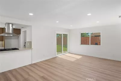 816 E Pioneer Ave, Redlands, CA 92374 - Photo 18