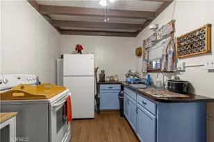 964 Chateau Dr, Crestline, CA 92325 - Photo 12