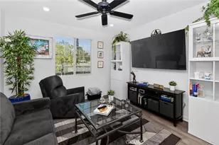 2224 Peach Ct, Upland, CA 91786 - Photo 6