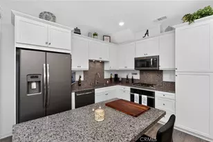 2224 Peach Ct, Upland, CA 91786 - Photo 4