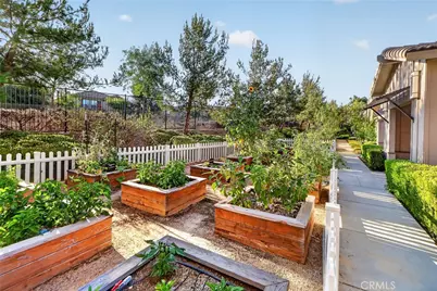 2224 Peach Court, Upland, CA 91786 - Photo 48