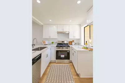 5720 Owensmouth Avenue #131, Woodland Hills, CA 91367 - Photo 6