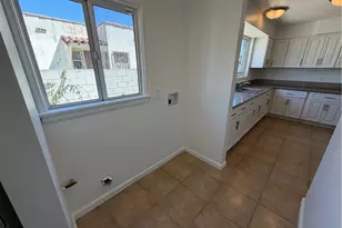 9471 La Salle Ave, Los Angeles, CA 90047 - Photo 20