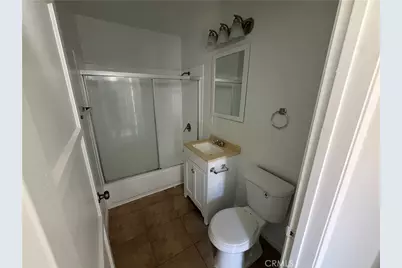 9471 La Salle Avenue, Los Angeles, CA 90047 - Photo 38