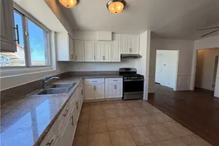 9471 La Salle Ave, Los Angeles, CA 90047 - Photo 14