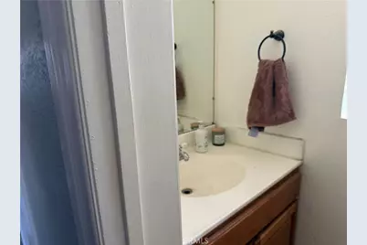 7855 Grace Avenue, Fontana, CA 92336 - Photo 32