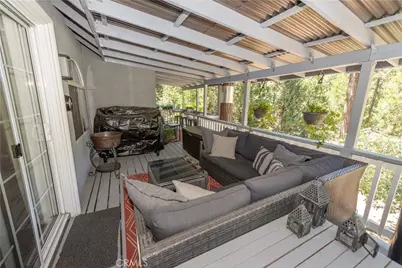 23914 Wildwood, Crestline, CA 92325 - Photo 12