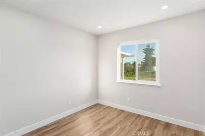 20265 Woodward, Perris, CA 92570 - Photo 8